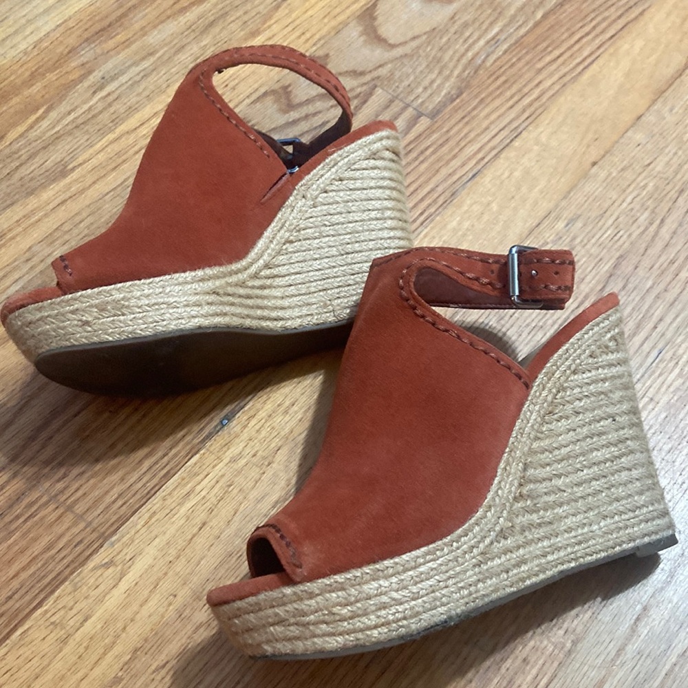 Marc Fisher Wedges